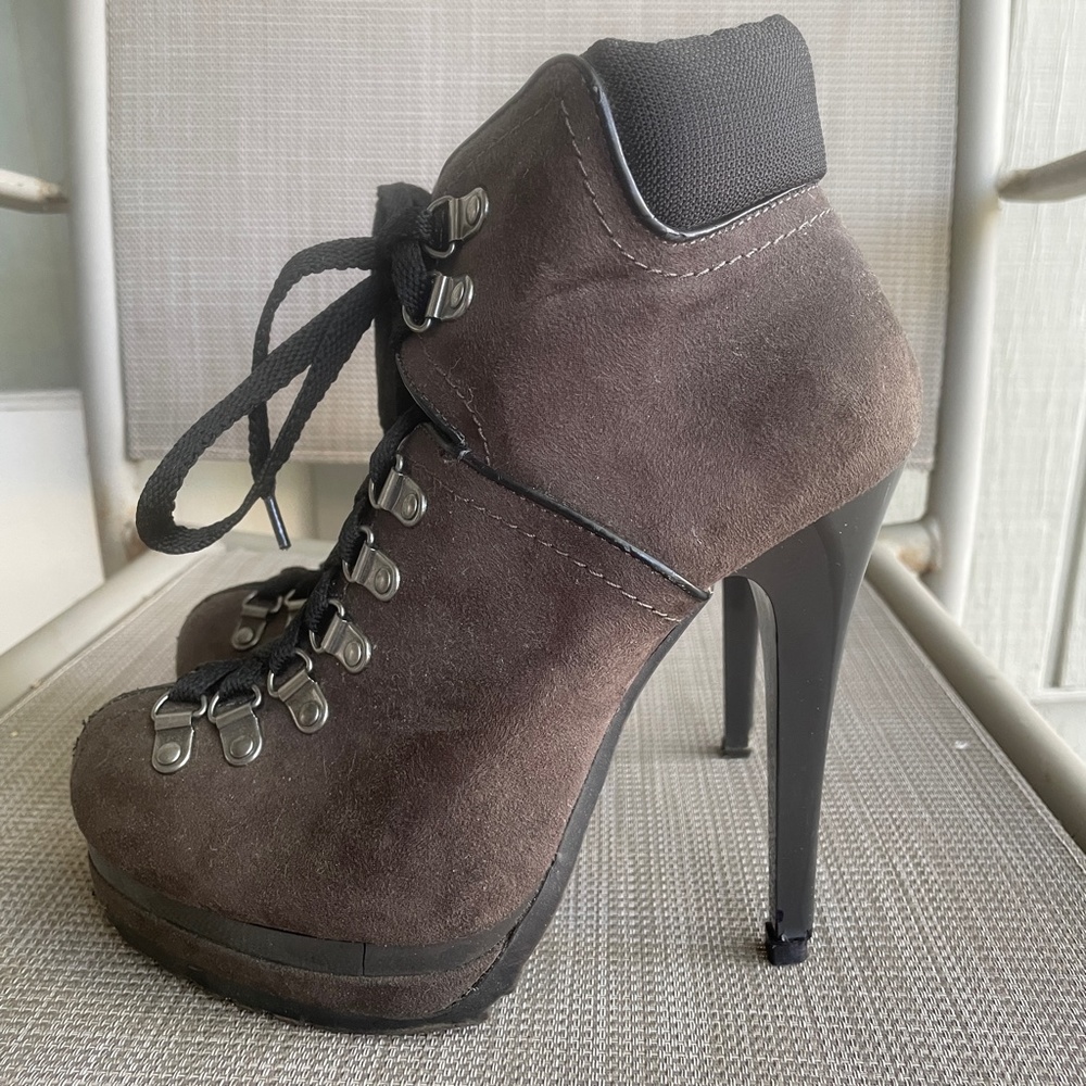 XHILARATION HIGH HEELED PLATFORM HIKING LACE UP BOOTS - Picture 2 of 11